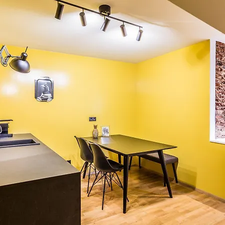 Designer Boutique Trauttmansdorffgasse * Štýrský Hradec