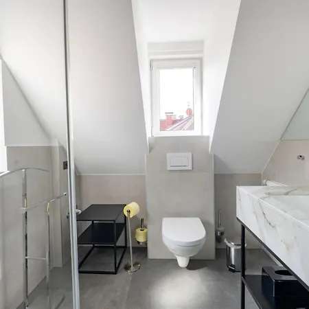 Designer Boutique Trauttmansdorffgasse