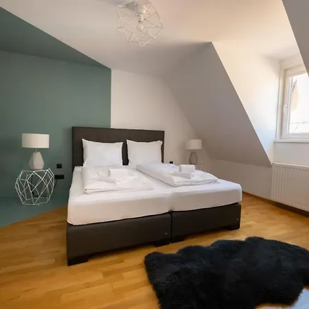 Designer Boutique Trauttmansdorffgasse