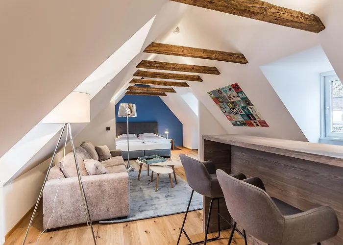 Designer Boutique Trauttmansdorffgasse *