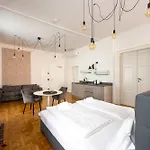 Designer Boutique Trauttmansdorffgasse * Graz