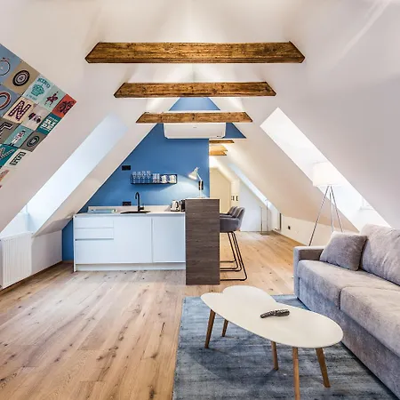 Designer Boutique Trauttmansdorffgasse *