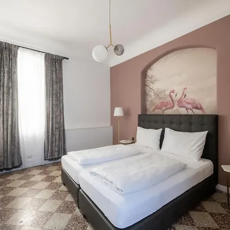 Designer Boutique Trauttmansdorffgasse * Graz