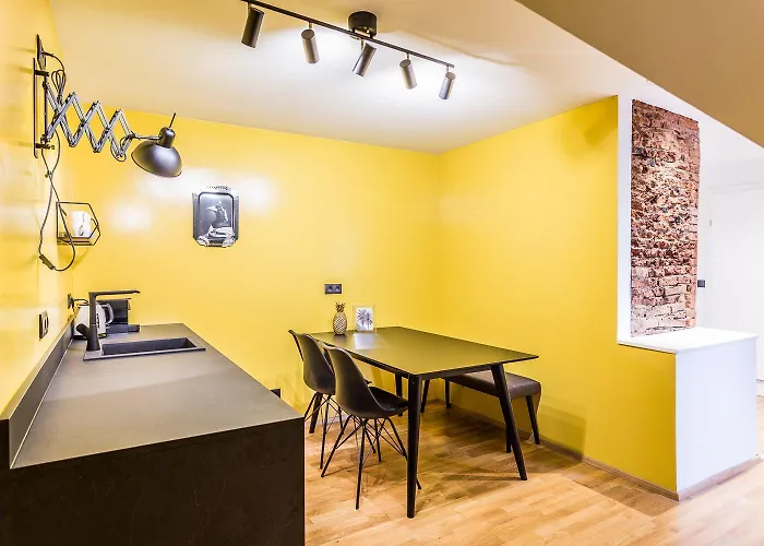 Designer Boutique Trauttmansdorffgasse * غراتس